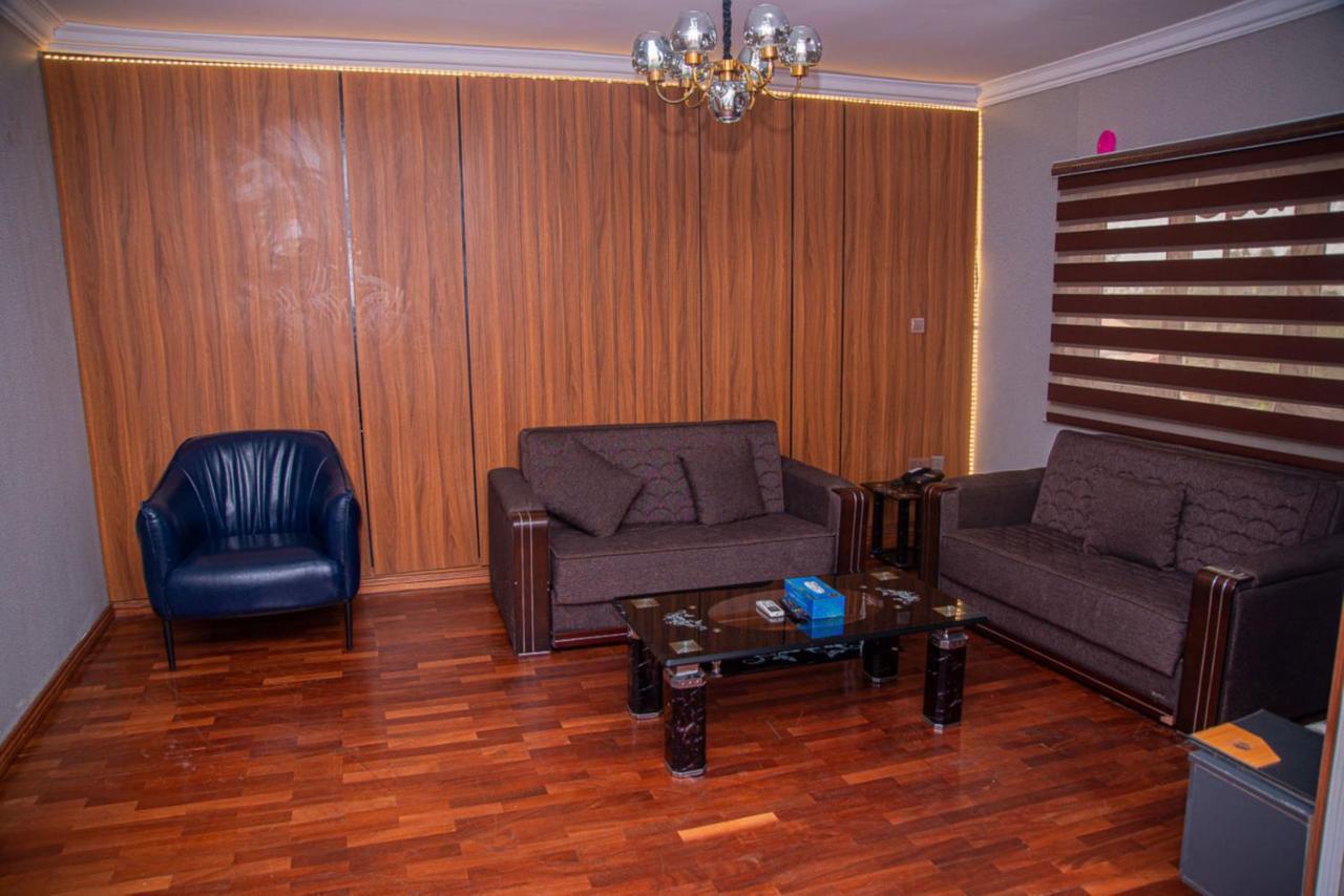 Mahogany Hotel And Suites Ibadan Extérieur photo